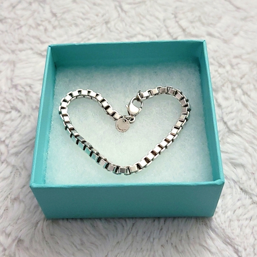 TIFFANY & CO. UNISEX VENETIAN LINK BRACELET IN SILVER EUC - Picture 7 of 17
